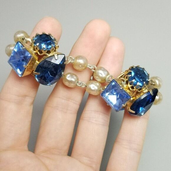 Vintage Blue Rhinestone Clusters and Faux Pearl Beaded Bracelet, Made in Germany - Picture 9 of 9